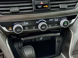 Honda Accord 2020 LX 4dr Sedán
