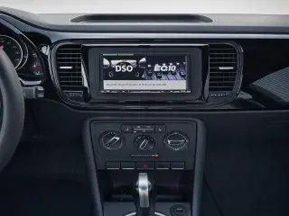 Volkswagen Escarabajo 2015 1.8T Clásico PZEV 2p Coupé 6V