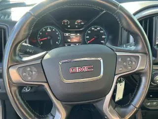 GMC Canyon 2022 4x4 AT4 4dr Crew Cab 5 ft. SB (Tela)