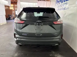 Ford Edge 2024 AWD Titanium 4 puertas SUV