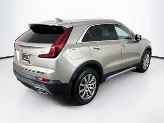 Cadillac XT4 2023 Lujo Premium 4p Crossover