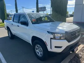 Nissan Frontier 2024 4x4 S 4p. Cabina de Tripulação 5 ft. SB