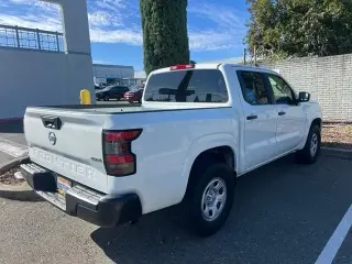 Nissan Frontier 2024 4x4 S 4p. Cabina de Tripulação 5 ft. SB