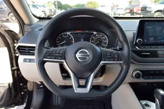 Nissan Altima 2021 2.5 SV 4p Sedan