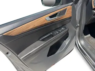 Volkswagen Atlas 2025 AWD SE 4Motion 4puertas SUV con Tecnología