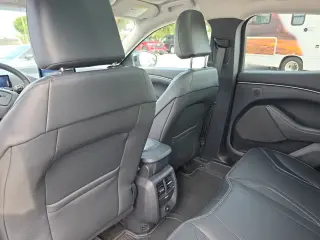 Ford Mustang Mach-E 2024 Premium 4dr SUV