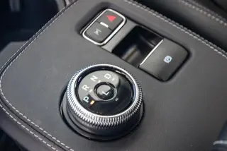 Ford Mustang Mach-E 2024 Select 4dr SUV