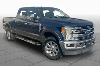 Ford F-250 Super Duty 2017 4x4 Lariat 4p Cab 6.8 ft. SB Pickup