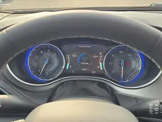 Chrysler Pacifica 2023 AWD Limited 4dr Mini-Van