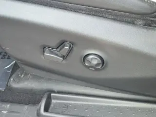 Chrysler Pacifica 2023 AWD Limited 4dr Mini-Van