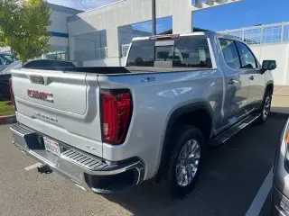 GMC Sierra 1500 2019 4x4 SLT 4p Puerta Tripulante Cabina Estándar 5.8 ft. CB