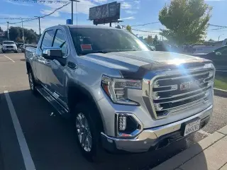 GMC Sierra 1500 2019 4x4 SLT 4p Puerta Tripulante Cabina Estándar 5.8 ft. CB