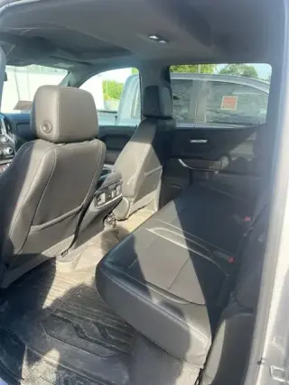 GMC Sierra 1500 2019 4x4 SLT 4p Puerta Tripulante Cabina Estándar 5.8 ft. CB