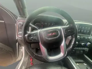 GMC Sierra 1500 2019 4x4 SLT 4dr Cabina de Tripulacion 5.8 ft. SB