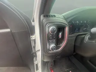 GMC Sierra 1500 2019 4x4 SLT 4dr Cabina de Tripulacion 5.8 ft. SB