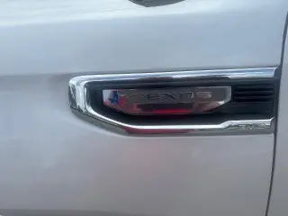 GMC Sierra 1500 2019 4x4 SLT 4dr Cabina de Tripulacion 5.8 ft. SB