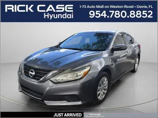 Nissan Altima 2016 2.5 S 4dr Sedán