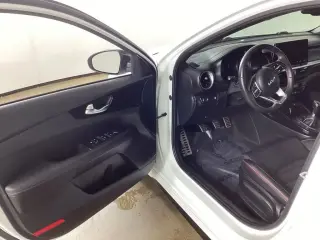 Kia Forte 2022 GT 4p Sedan 6M