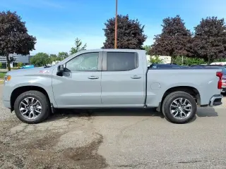 Chevrolet Silverado 1500 2024 4x4 RST 4p. Cabina de Tripulación 5.8 ft. CB