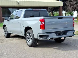 Chevrolet Silverado 1500 2024 4x4 RST 4p. Cabina de Tripulación 5.8 ft. CB