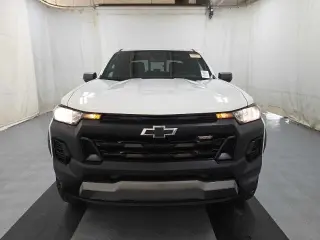 Chevrolet Colorado 2024 4x4 Trail Boss Cabina de tripulacion 4p 5 ft. SB