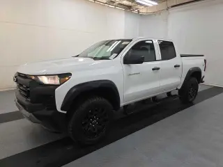 Chevrolet Colorado 2024 4x4 Trail Boss Cabina de tripulacion 4p 5 ft. SB