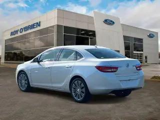 Buick Verano 2013 Base 4dr Sedán