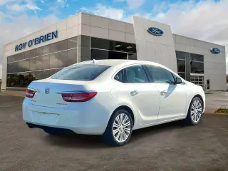 Buick Verano 2013 Base 4dr Sedán