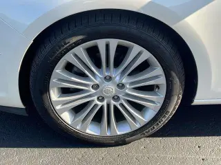Buick Verano 2013 Base 4dr Sedán