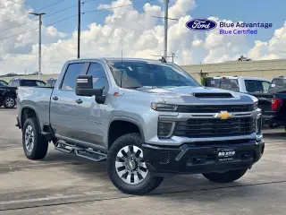 Chevrolet Silverado 2500HD 2024 4x4 Custom 4dr Crew Cab SB