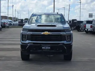 Chevrolet Silverado 2500HD 2024 4x4 Custom 4dr Crew Cab SB
