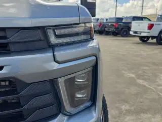 Chevrolet Silverado 2500HD 2024 4x4 Custom 4dr Crew Cab SB