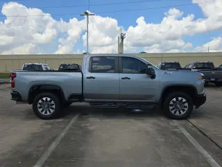 Chevrolet Silverado 2500HD 2024 4x4 Custom 4dr Crew Cab SB