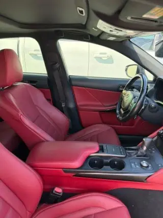 Lexus IS 300 2021 AWD 4dr Sedán