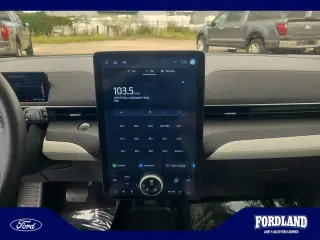 Ford Mustang Mach-E 2023 Premium 4dr SUV