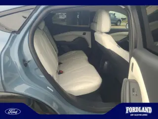 Ford Mustang Mach-E 2023 Premium 4dr SUV