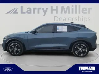 Ford Mustang Mach-E 2023 Premium 4dr SUV