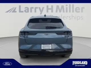 Ford Mustang Mach-E 2023 Premium 4dr SUV