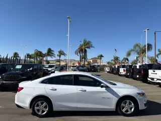 Chevrolet Malibu 2024 LT 4p Sedan con 1LT