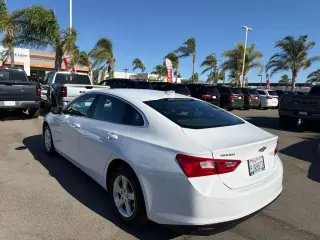 Chevrolet Malibu 2024 LT 4p Sedan con 1LT