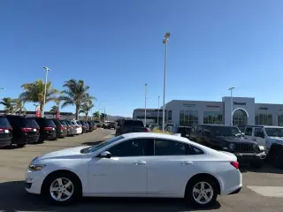 Chevrolet Malibu 2024 LT 4p Sedan con 1LT