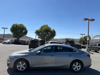 Chevrolet Malibu 2024 LT 4p Sedan con 1LT