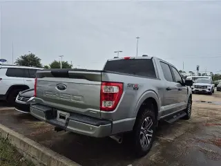 Ford F-150 2023 4x4 XL 4p SuperCrew 5.5 ft. CA