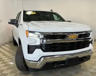 Chevrolet Silverado 1500 2024 4x4 LT 4dr Crew Cab 5.8 ft. SB con 2FL