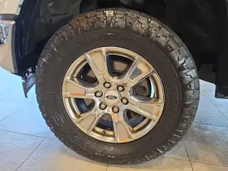 Ford F-150 2015 4x4 XLT 4dr SuperCab 6.5 ft. SB