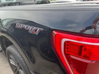 Ford F-150 2023 4x4 XLT 4dr SuperCrew 5.5 ft. SB