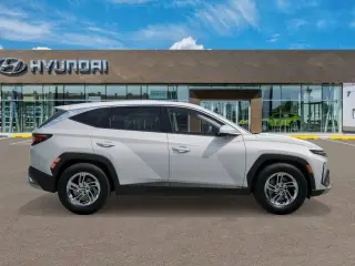 Hyundai TUCSON 2026 AWD SE 4dr SUV