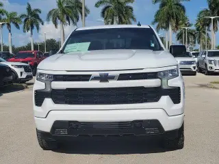 Chevrolet Silverado 1500 2024 4x4 RST 4p. Cabina de Tripulacion 5.8 ft. CB