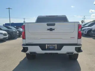 Chevrolet Silverado 1500 2024 4x4 RST 4p. Cabina de Tripulacion 5.8 ft. CB