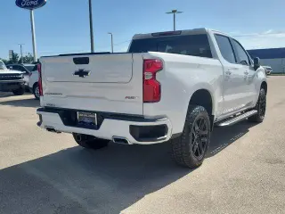 Chevrolet Silverado 1500 2024 4x4 RST 4p. Cabina de Tripulacion 5.8 ft. CB